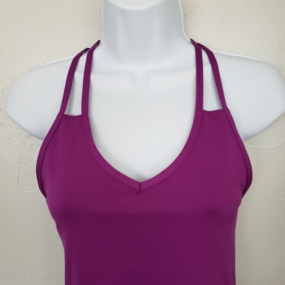 Nike Dri-Fit Medium Purple Strappy Racerback Tank Top Athletic Gym Athleisure - Picture 2 of 7